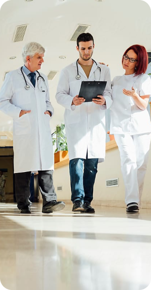 Doctors having discussion